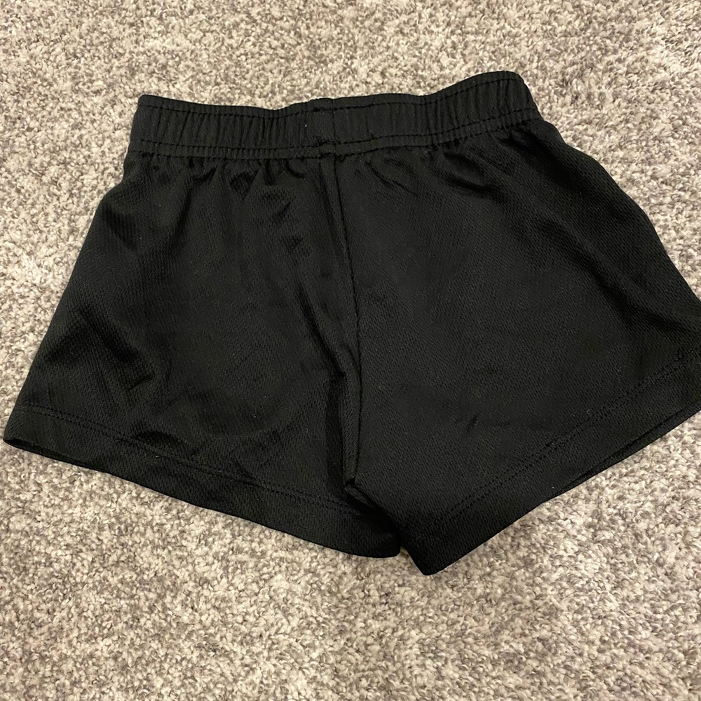 2T Nike Shorts - Picture 3 of 4